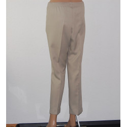 klassisch-elegante -damenhose-reißverschluss-taschen-beige-groesse-36-38-nr3