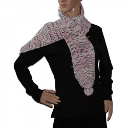 s.oliver-warmer-gestreifter-damen-schal-pompons-bommeln