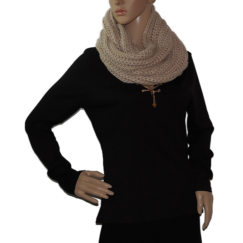 damen-loop-schal-fein-gestrickt-weich-leicht-beige
