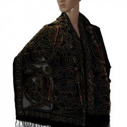 elegante-damen-samt-stola-fransen-blumen-muster