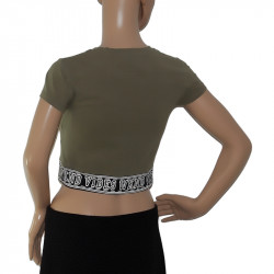 Die Rückansicht des Damen-T-Shirts betont den modernen Schnitt und hohen Tragekomfort