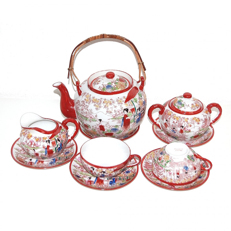 Komplettes 10-teiliges Japan Teeservice mit Teekanne Tassen und Untertassen arrangiert